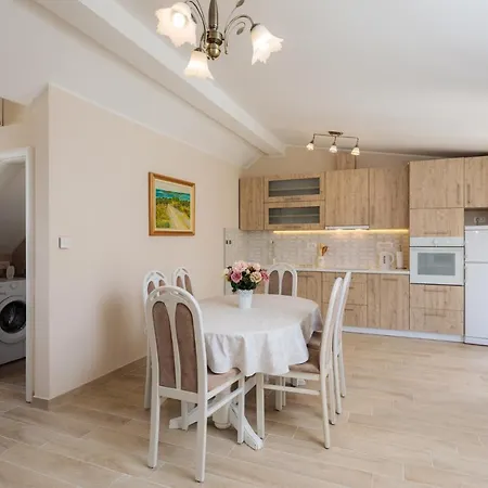 Apartament In 41607 Trogir
